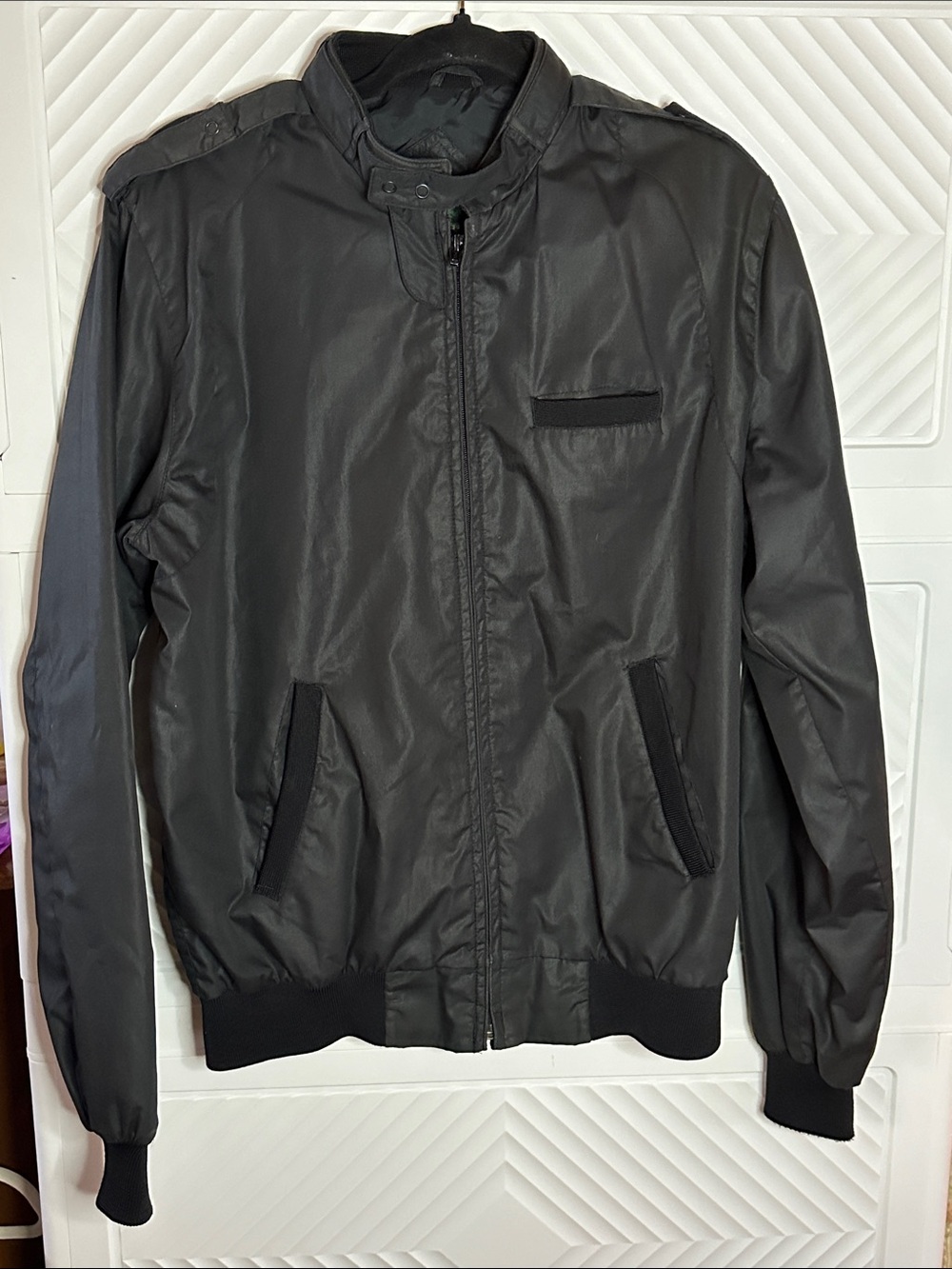 Men's Black Lightweight Bomber Jacket with Zip